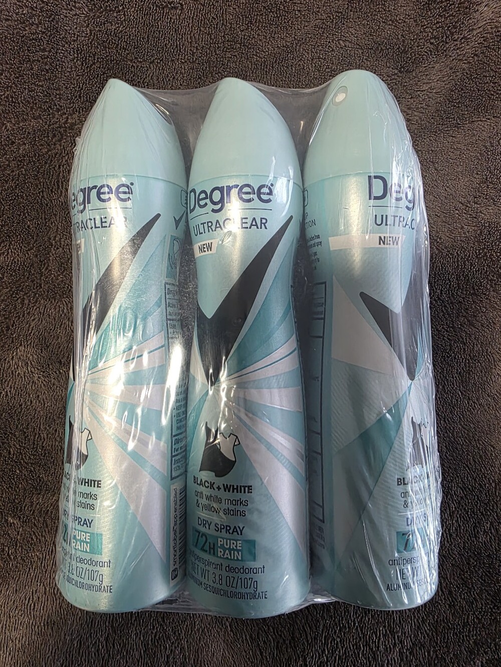 UltraClear Dry Spray Antiperspirant Deodorant - Pure Rain (Light Blue) - 3 Pack